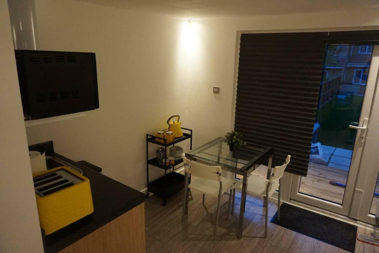 Rjo Serviced Accommodation Purfleet Dış mekan fotoğraf